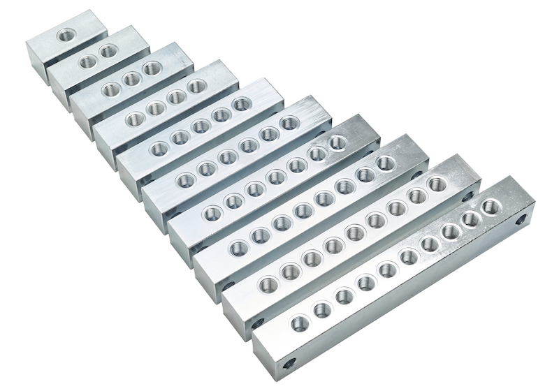 Коллекторный блок на 6 прямых выходов М10